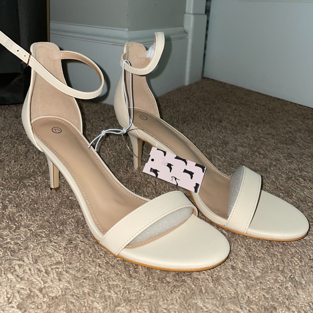 Nude Stiletto 3 inch open-toe heels